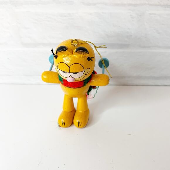 Vintage Garfield Ornament Wood Skiing Dakin 1981 Wooden Christmas - Picture 1 of 8